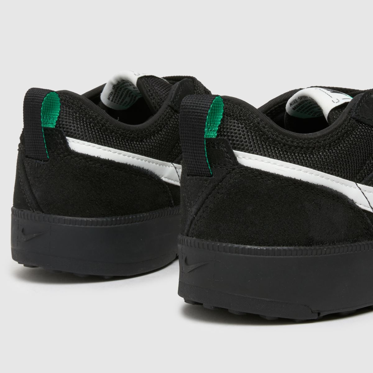 Nike svarta och vita c1ty Youth-träningsskor