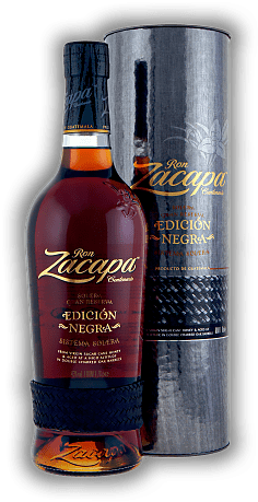 Zacapa Edicion Negra Sistema Solera Zacapa Edicion Negra Sistema Solera Ein einzigartiger und reifer Rum mit wunderbarer Komplexität in der Nase und am Gaumen. 0,7	 Liter - Vol 43%