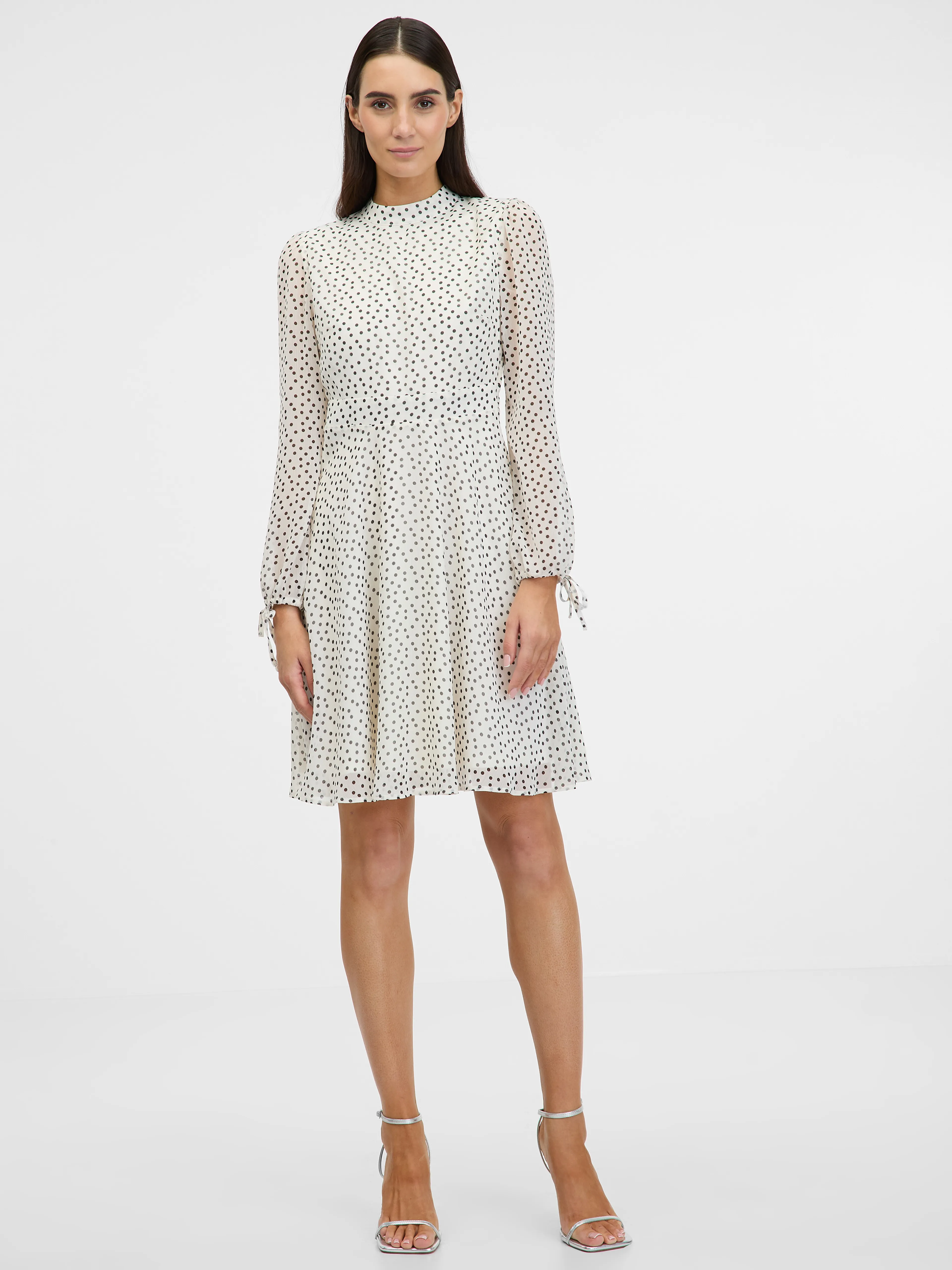 Cremefarbenes knielanges Damenkleid ORSAY