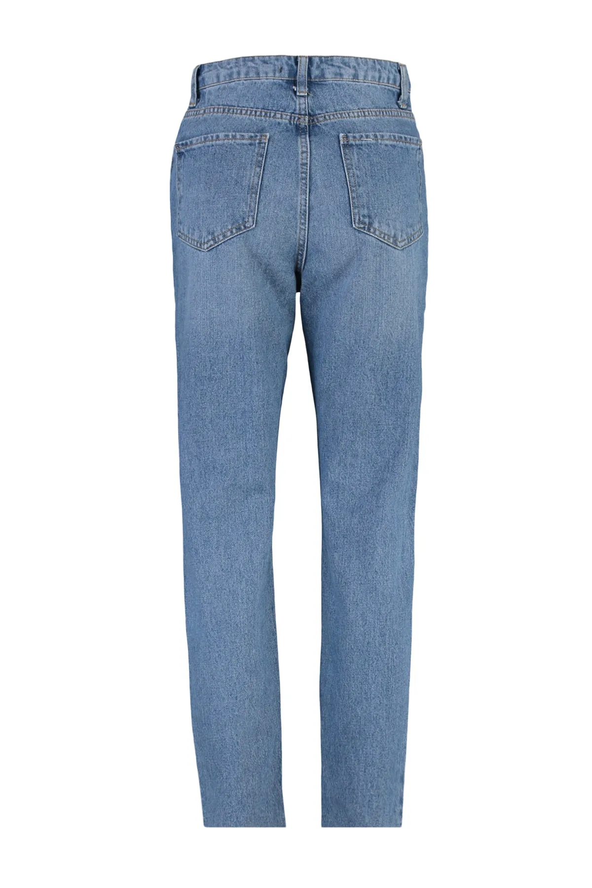 Trendyol Collection  Blaue Mom-Jeans mit zerrissenem Detail und hoher Taille TWOSS20JE0353
