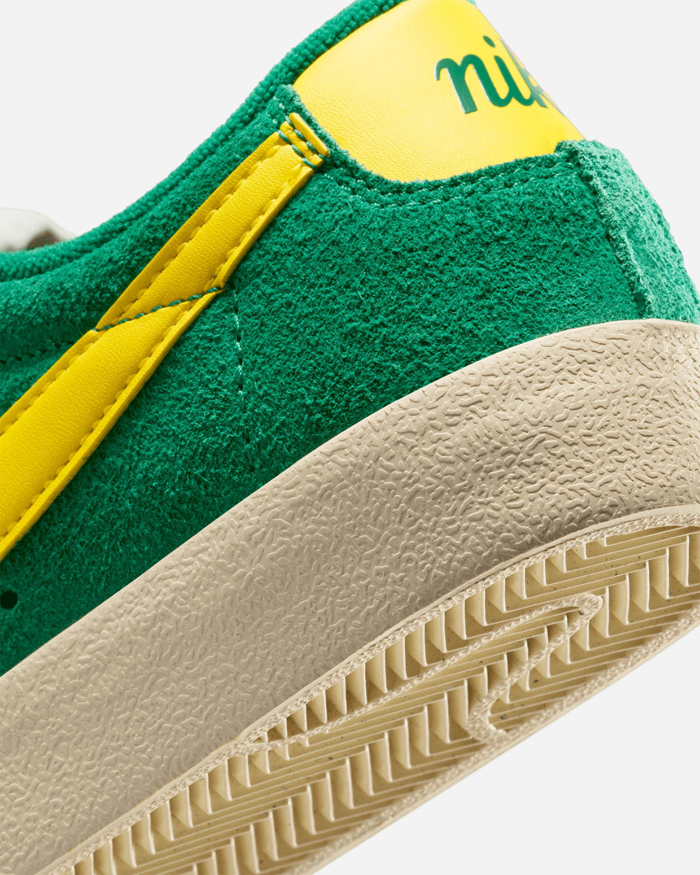 Buty sportowe Nike Blazer Low '77 W FQ8060-301