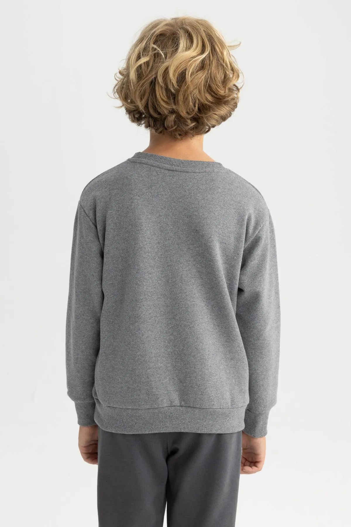 DeFacto  Dickes Jungen-Sweatshirt mit Rundhalsausschnitt