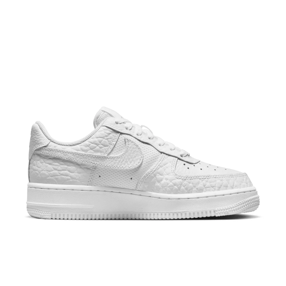 Nike Air Force 1 07 DZ4711-100 / weiss