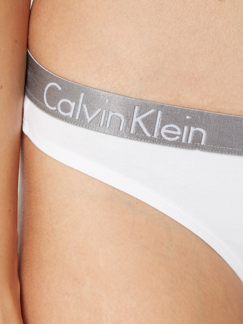 String mit Logo-Bund in Metallicoptik in weiß