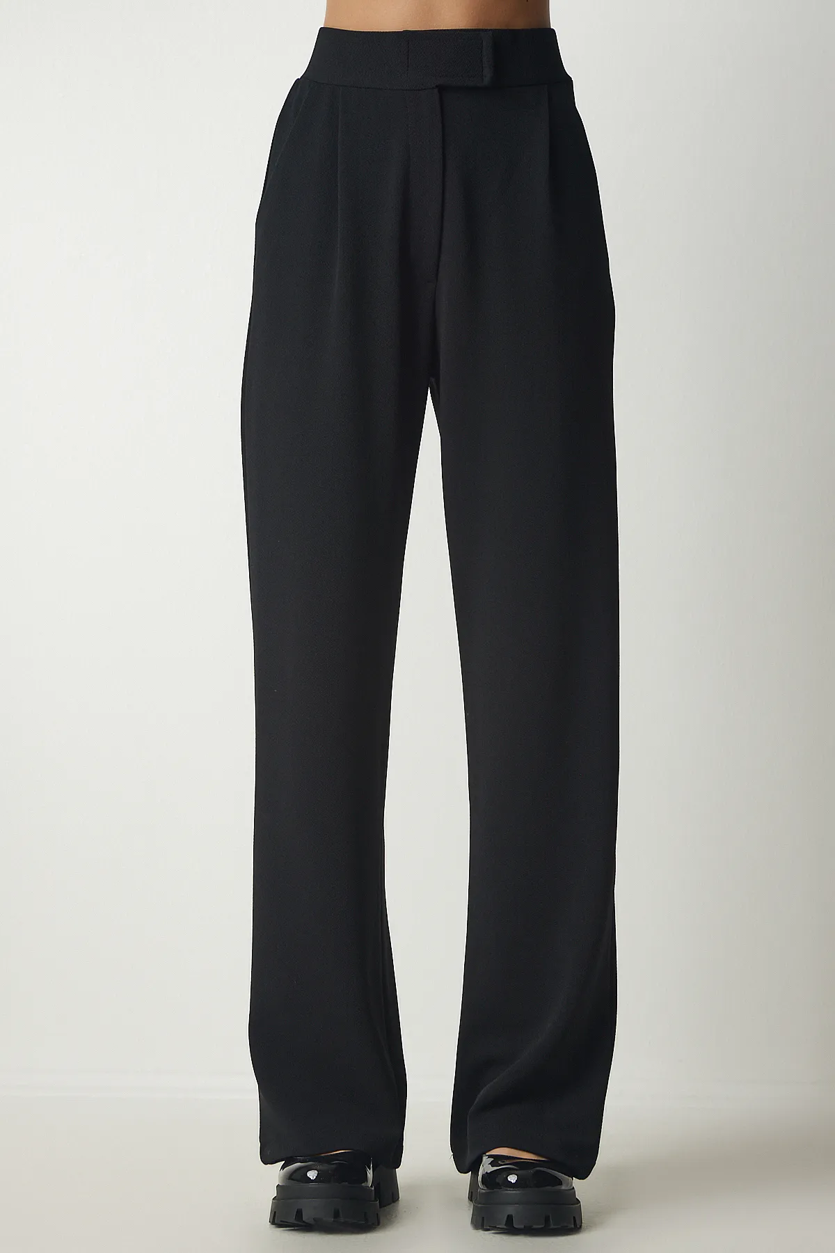 Happiness İstanbul  Bequeme gewebte Hose für Damen in Schwarz mit Klettverschluss an der Taille RV00150