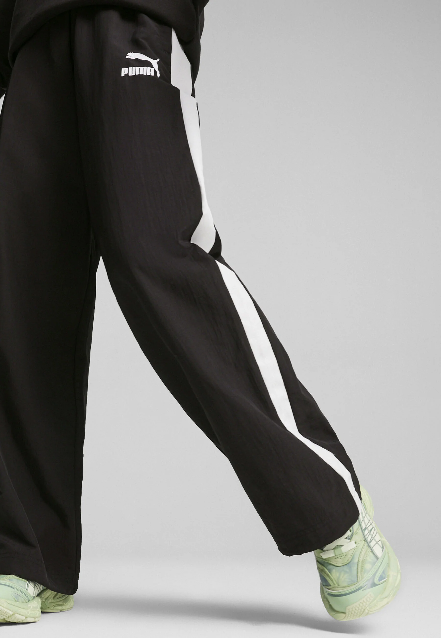 Pantalones deportivos Puma