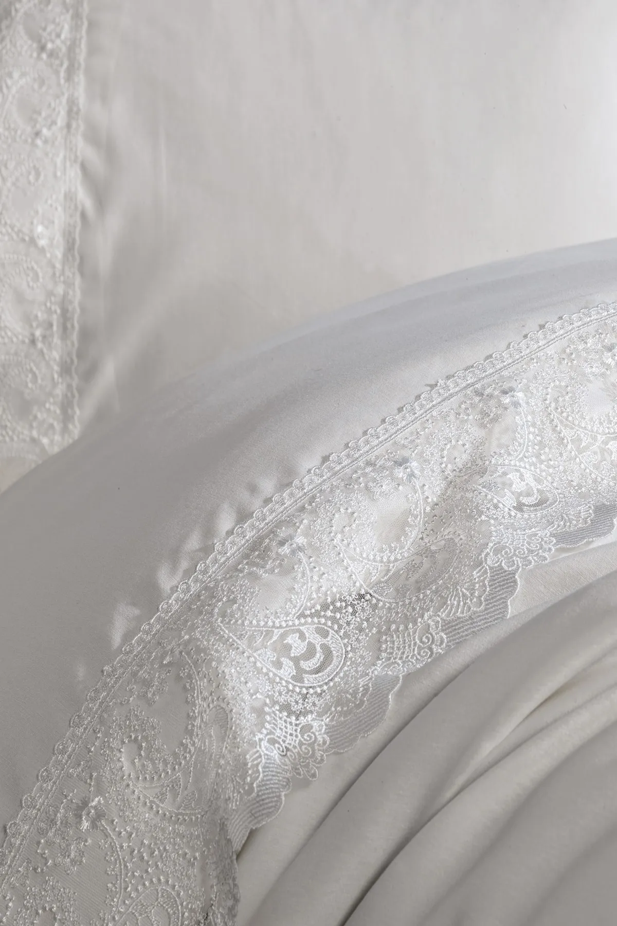 Çeyiz Diyarı  Alber Dowry Bettbezug-Set aus französischer Spitze, Creme