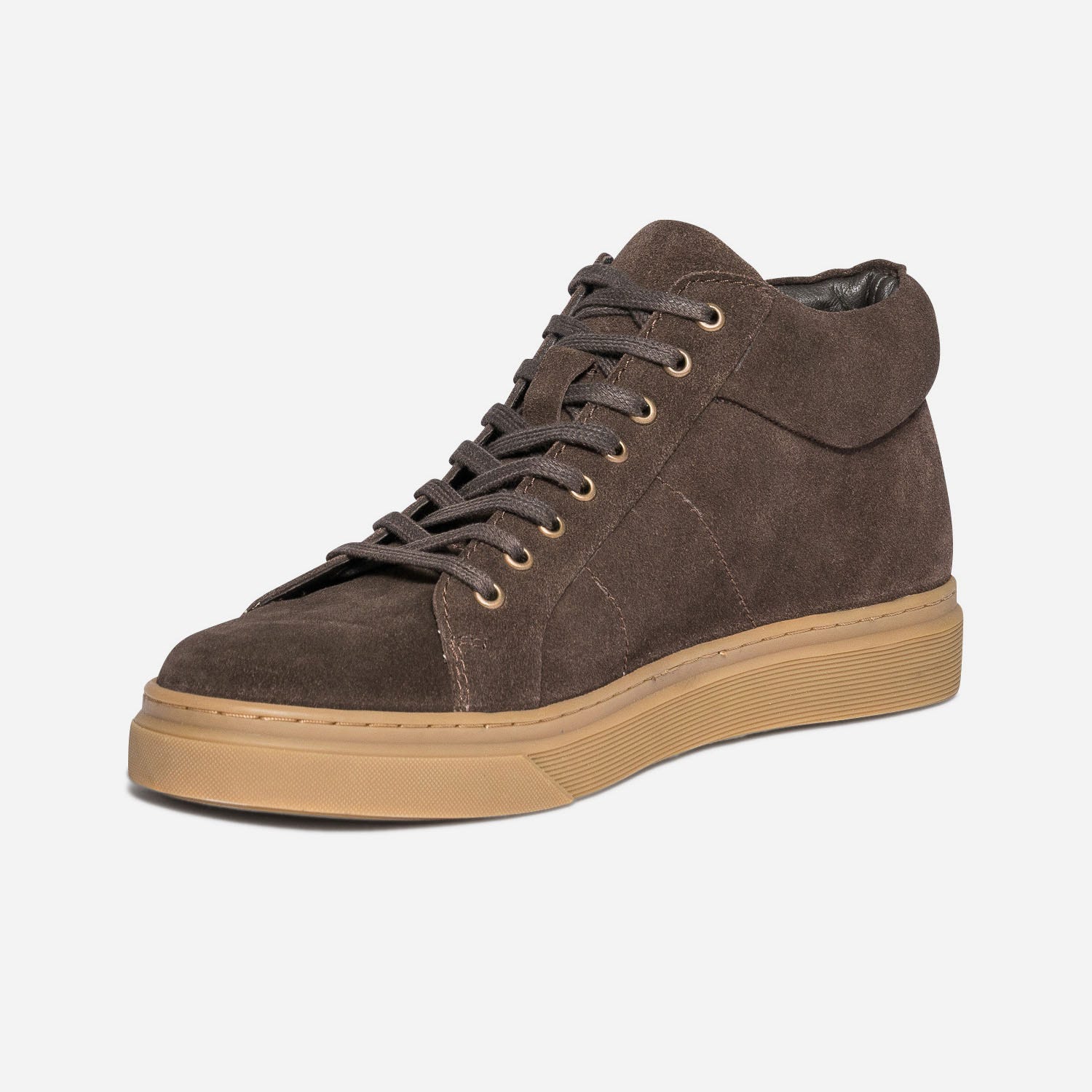 Basket marron en cuir velours