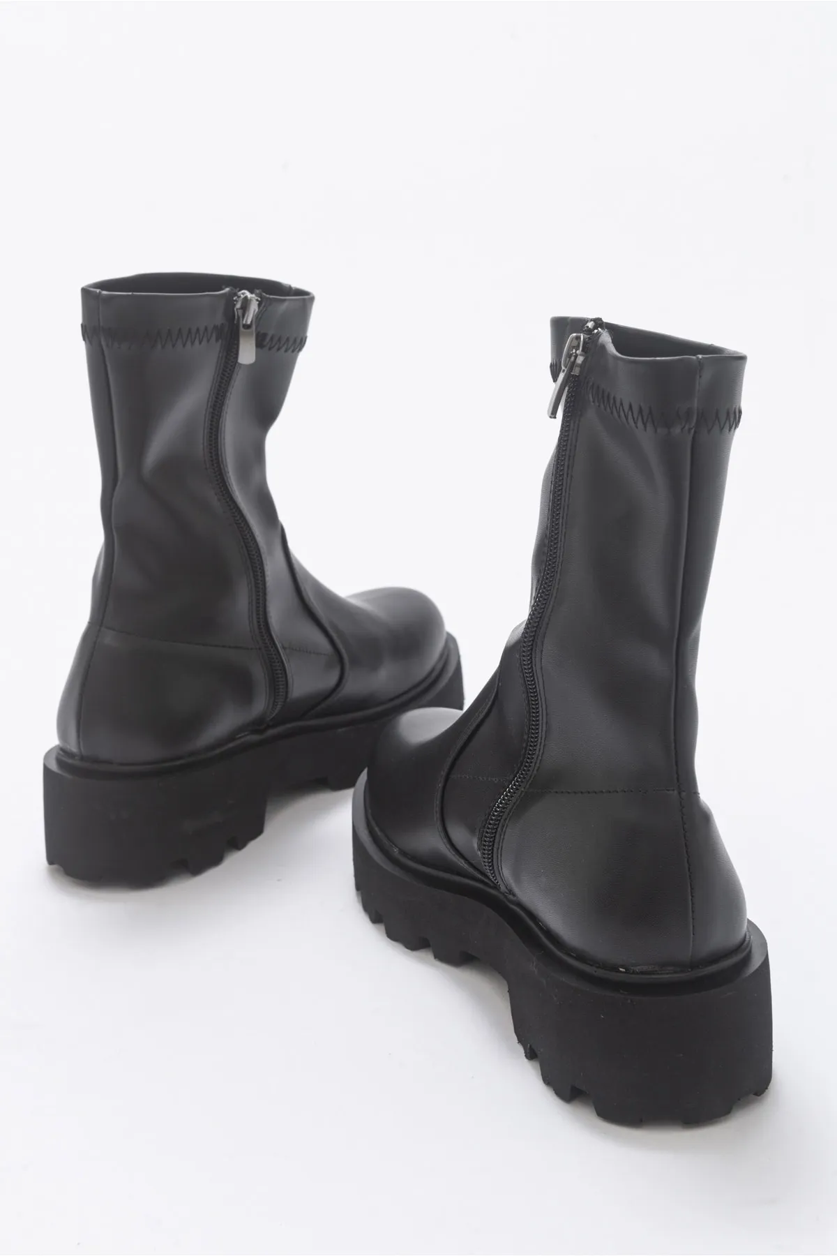 LuviShoes  Rush Schwarze Damenstiefel