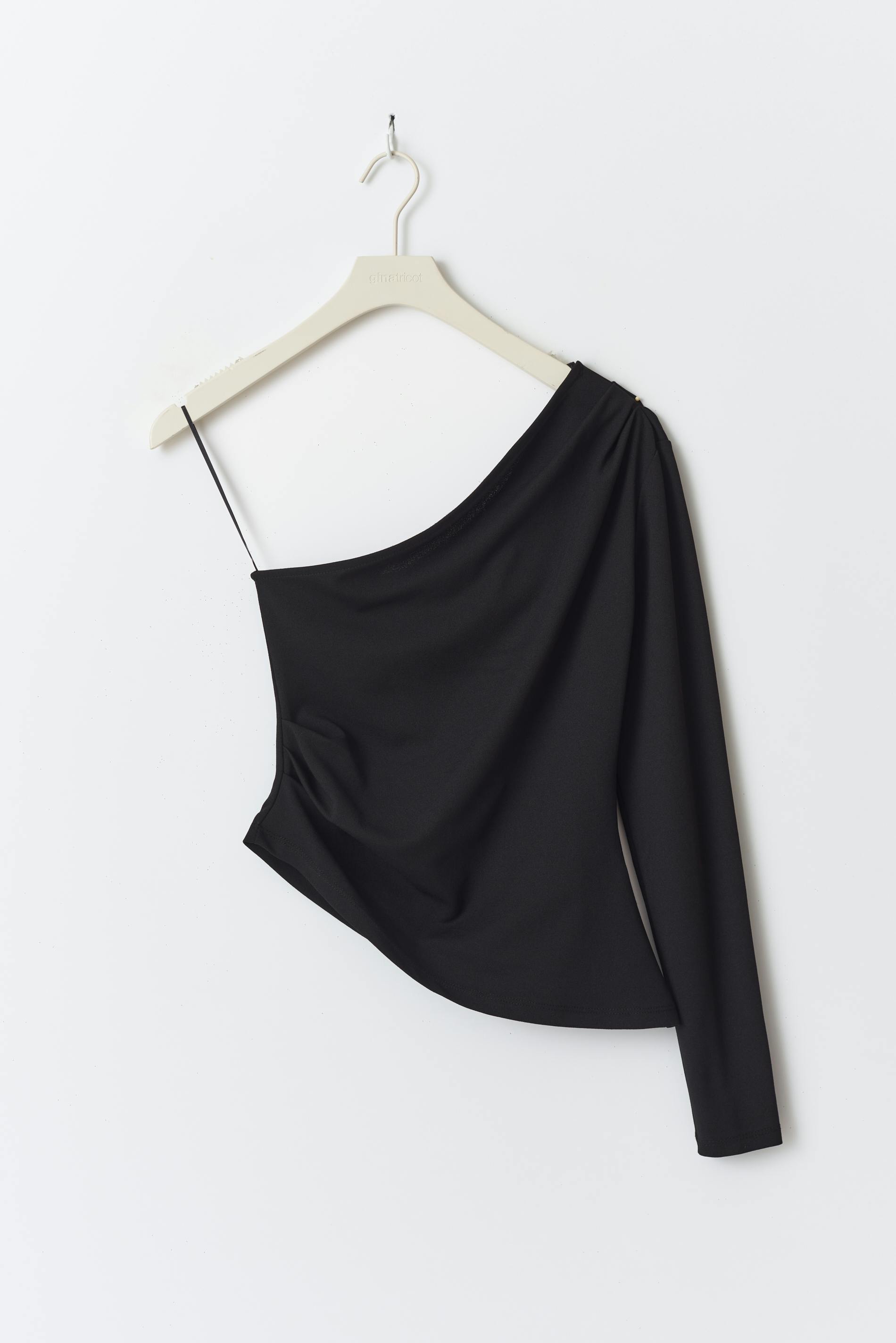 One shoulder top