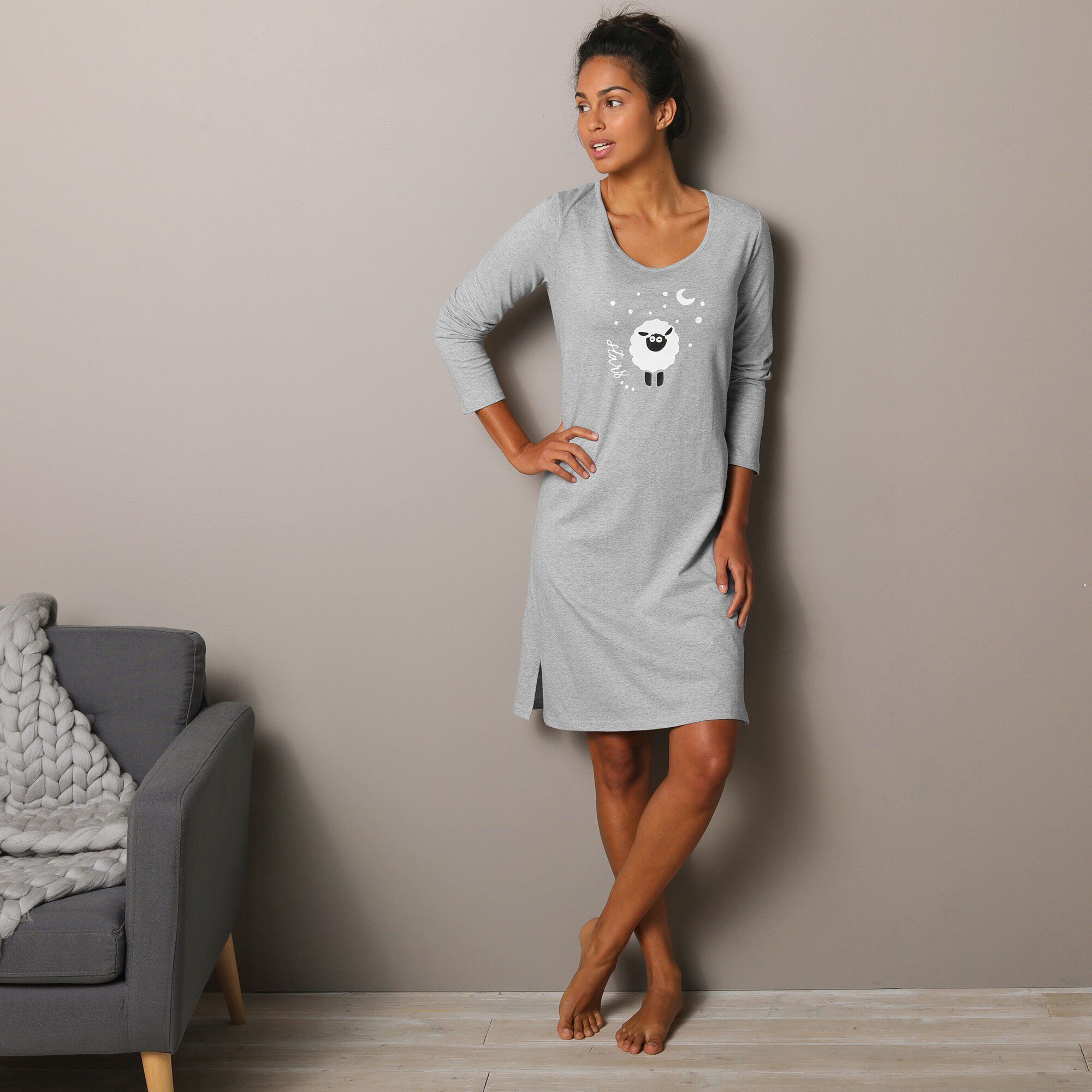Chemise de nuit courte manches longues imprimé mouton