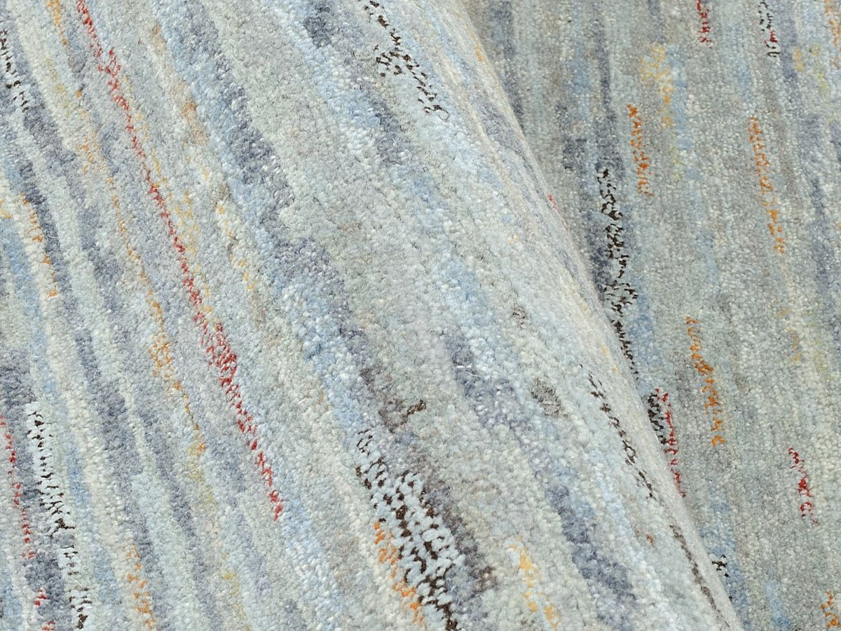Teppich aus Nepal Himali Linea Silber-Grau 140 x 200 cm