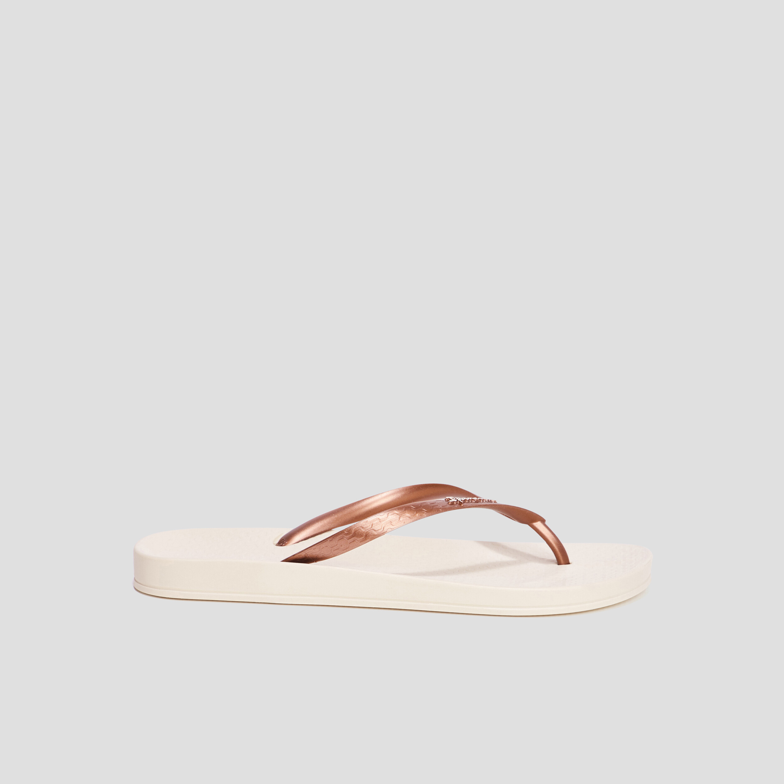 Tongs Ipanema sable femme | La Halle