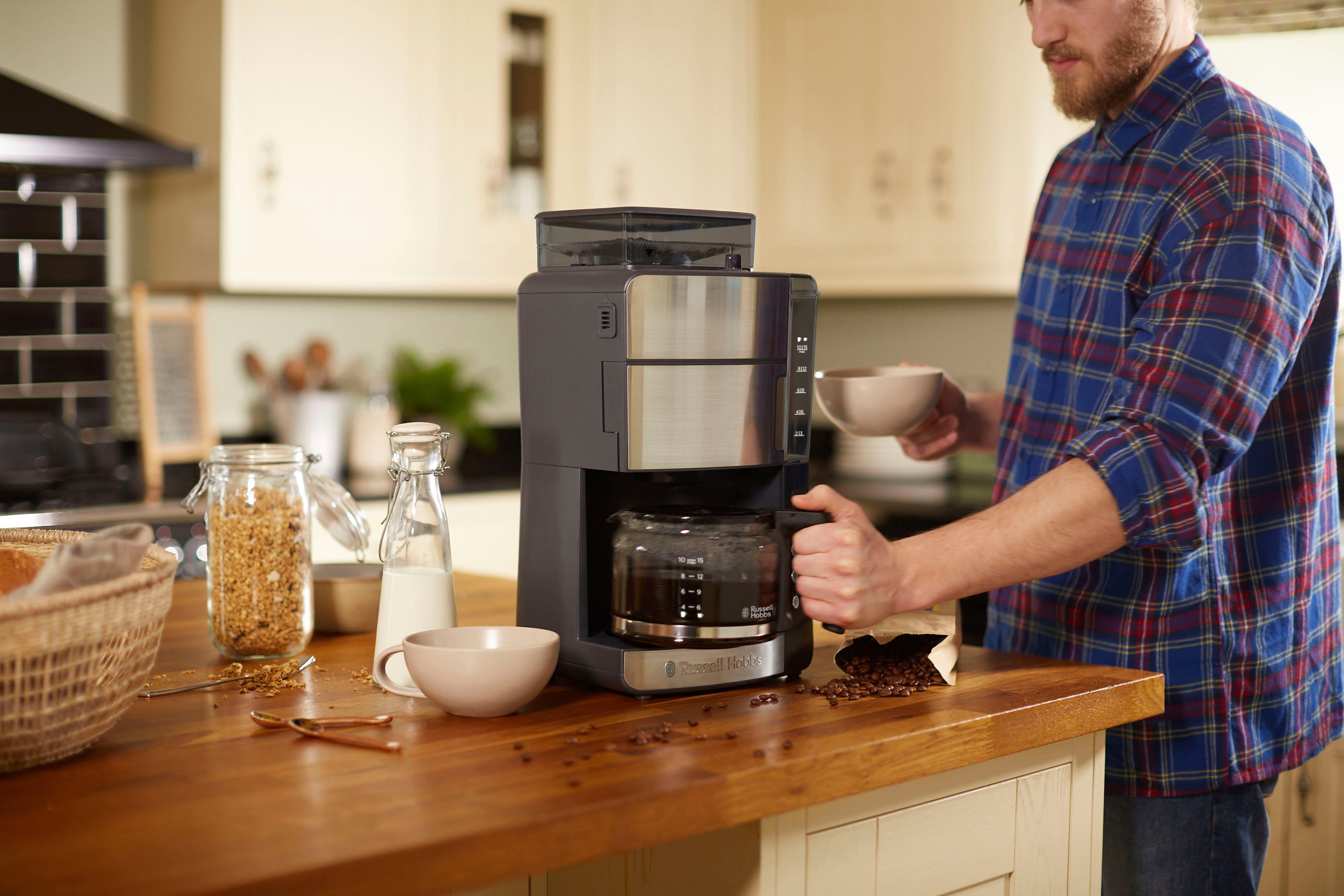 RUSSELL HOBBS Kaffeemaschine mit Mahlwerk Grind & Brew 25610-56, 1,25l Kaffeekanne, Papierfilter 1x4