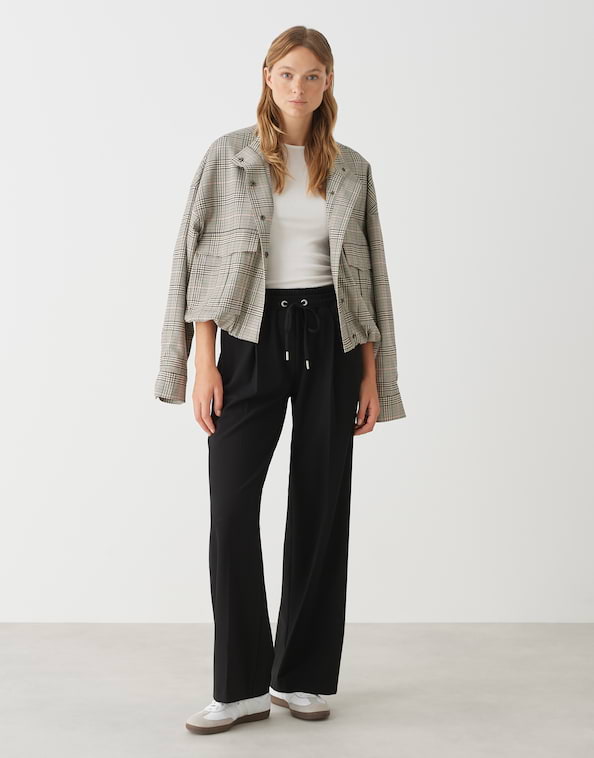 Bundfaltenhose Mutasi