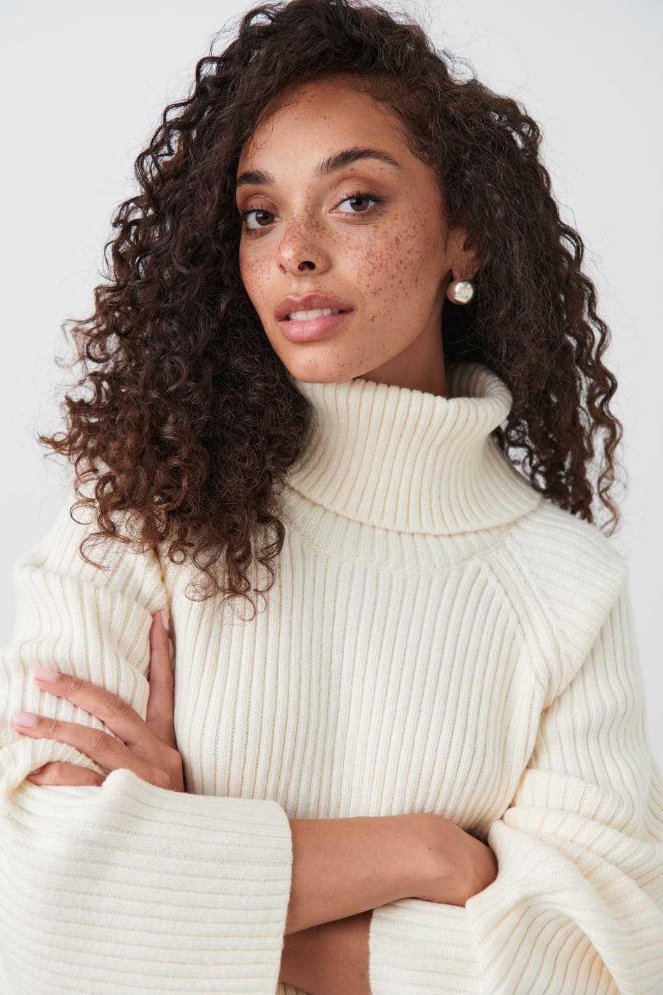 Roll-neck knitted sweater