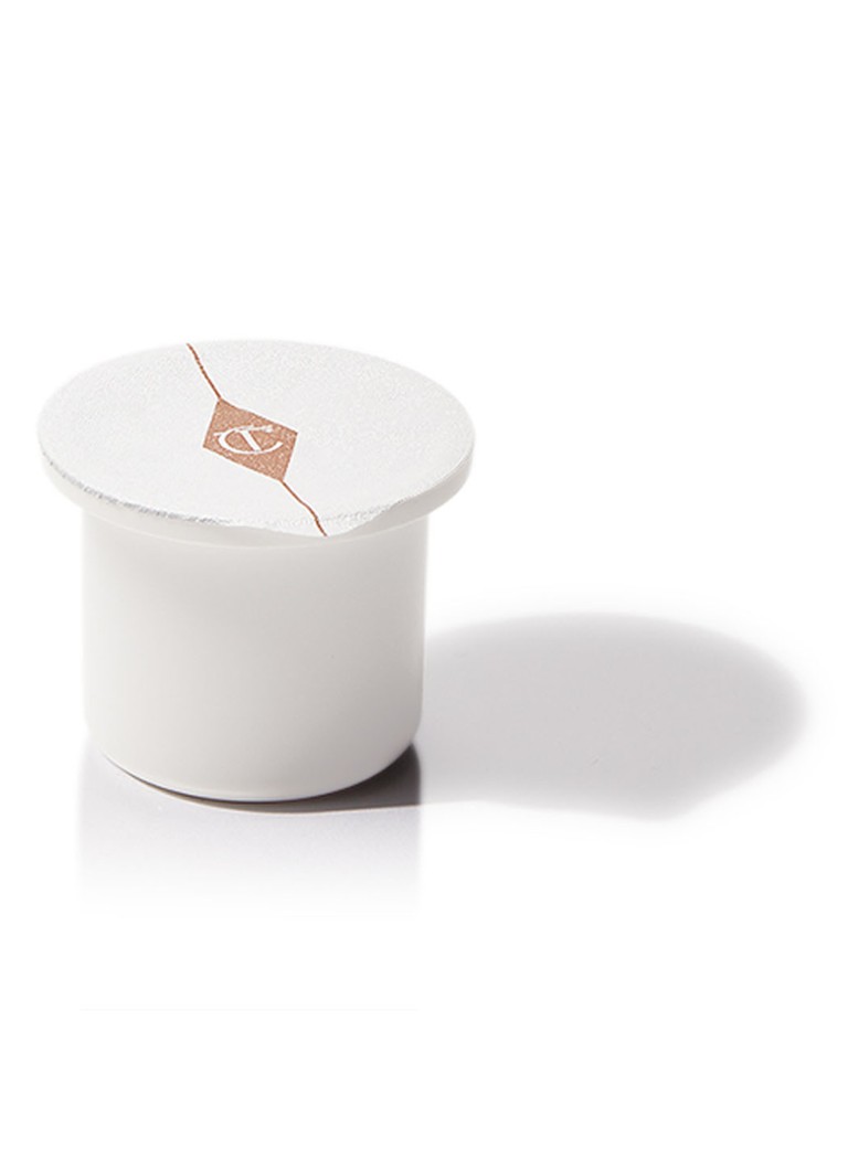 Ricarica di crema idratante da giorno Charlotte's Magic Water di Charlotte Tilbury -