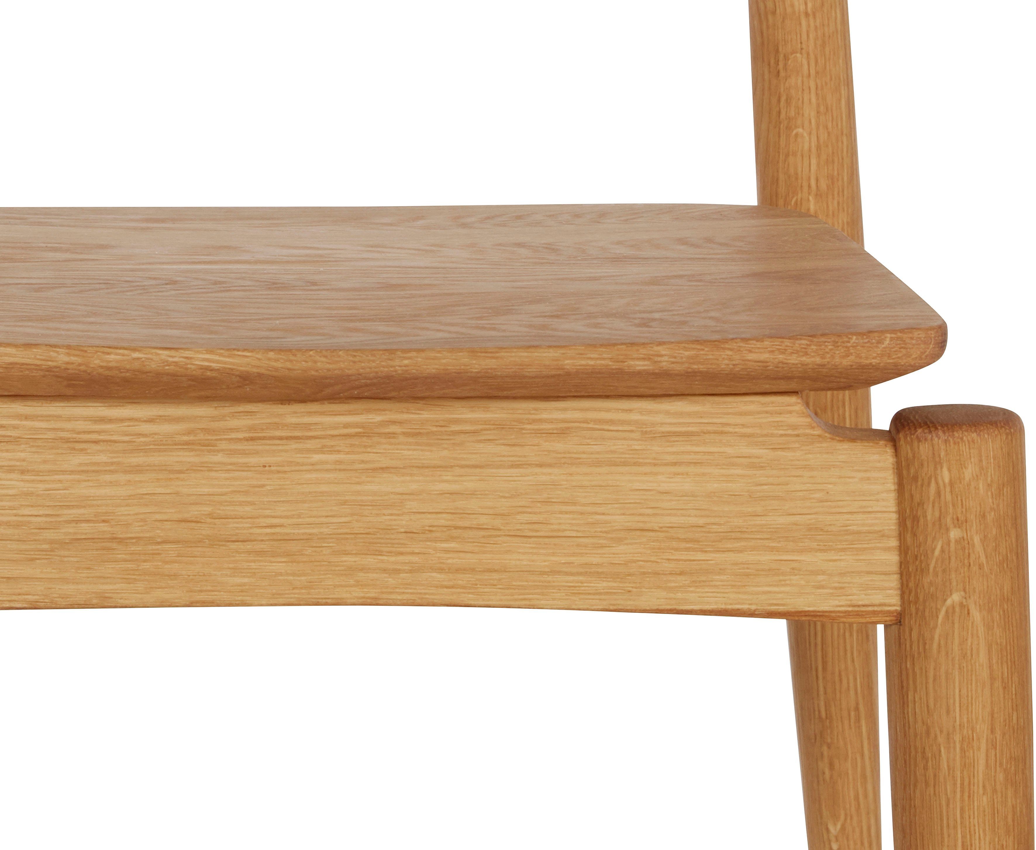 OTTO products 4-Fußstuhl Veikko (Set, 2 St), vegan, mit pflanzlichem Bio Öl behandelt, Massivholz Eiche, stapelbar