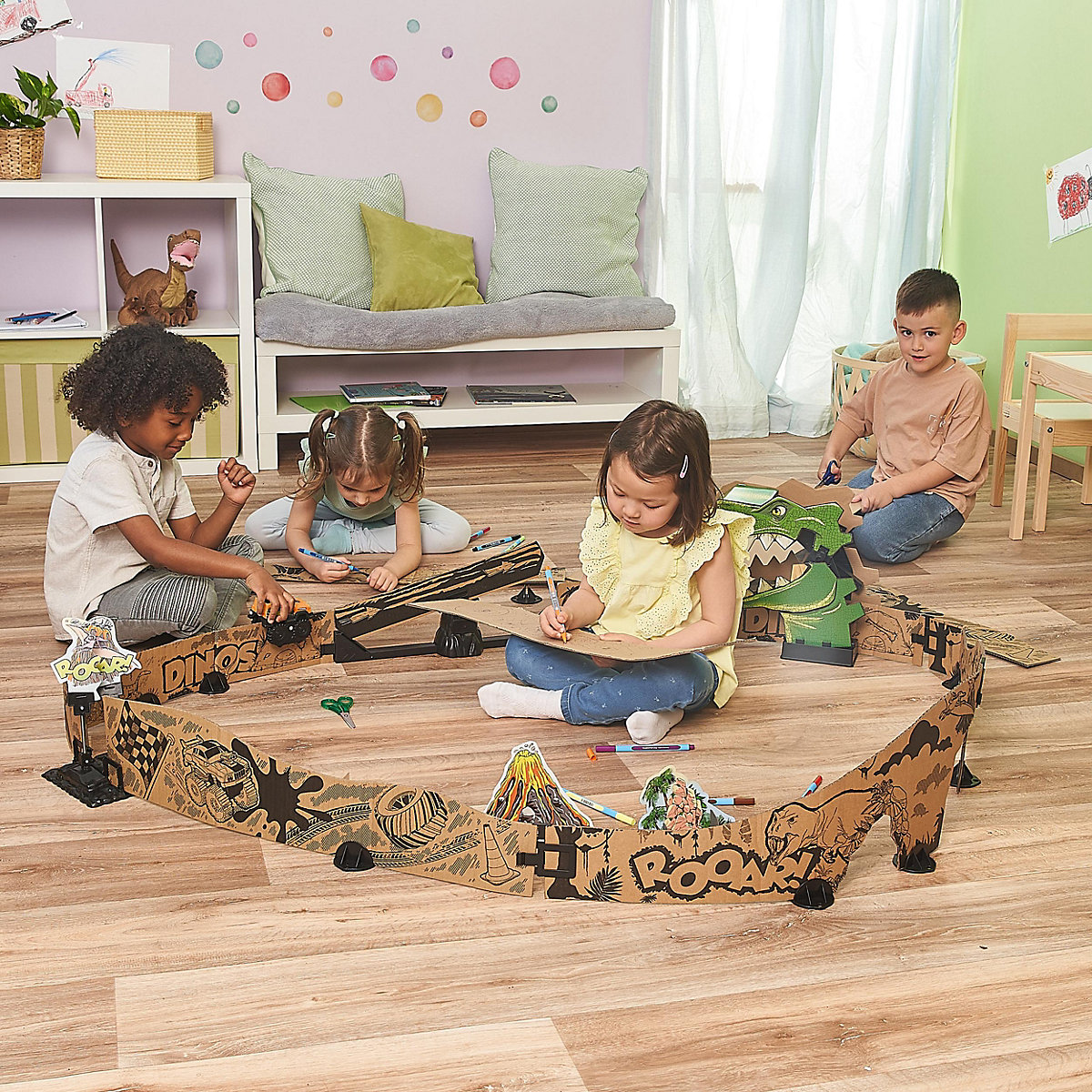 Car-Board Racers - Dino-Adventure Set