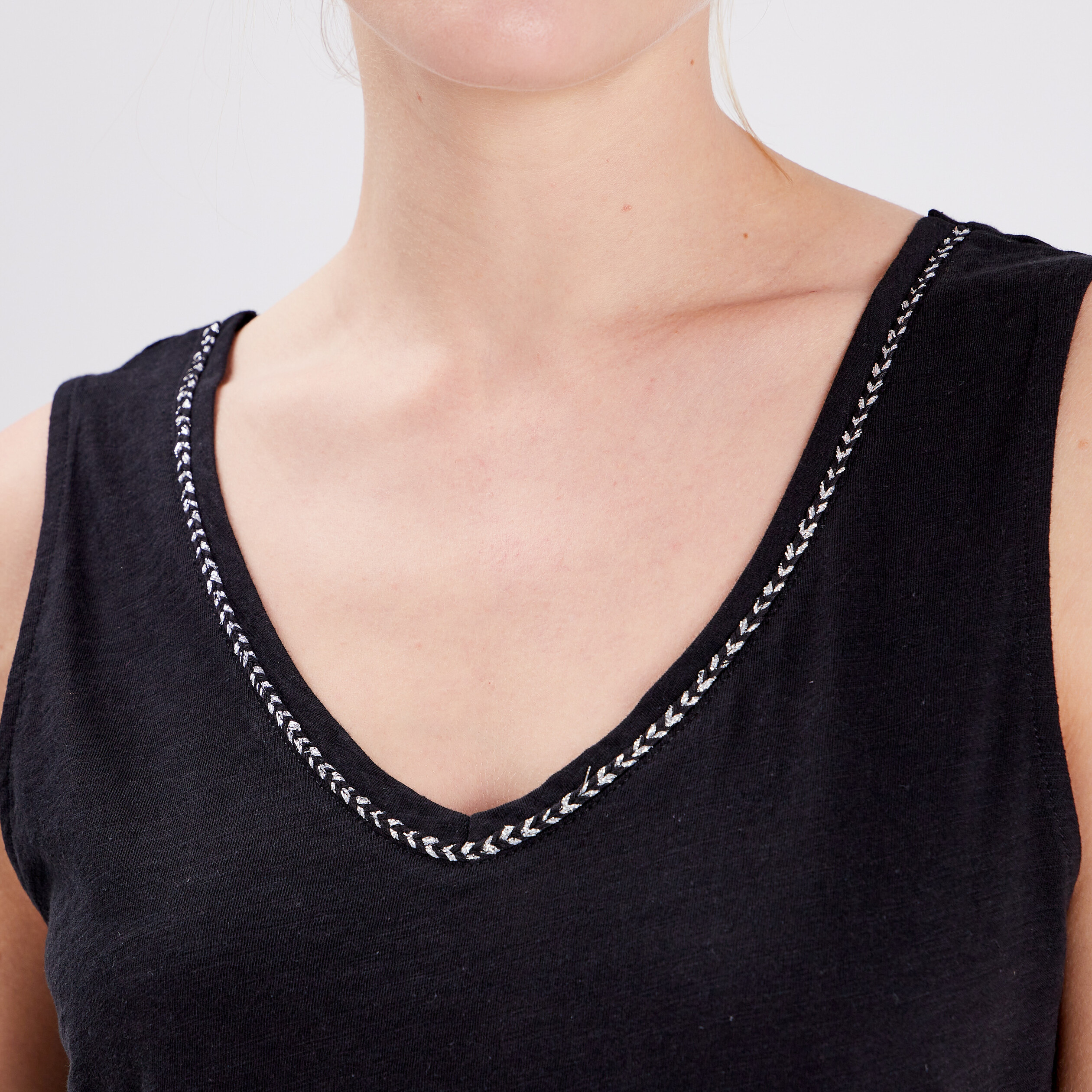 Débardeur col en V noir femme | La Halle