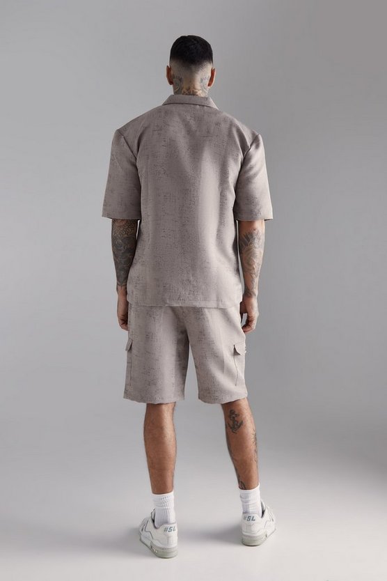 Tall strukturierte Cargo-Shorts mit elastischem Bund