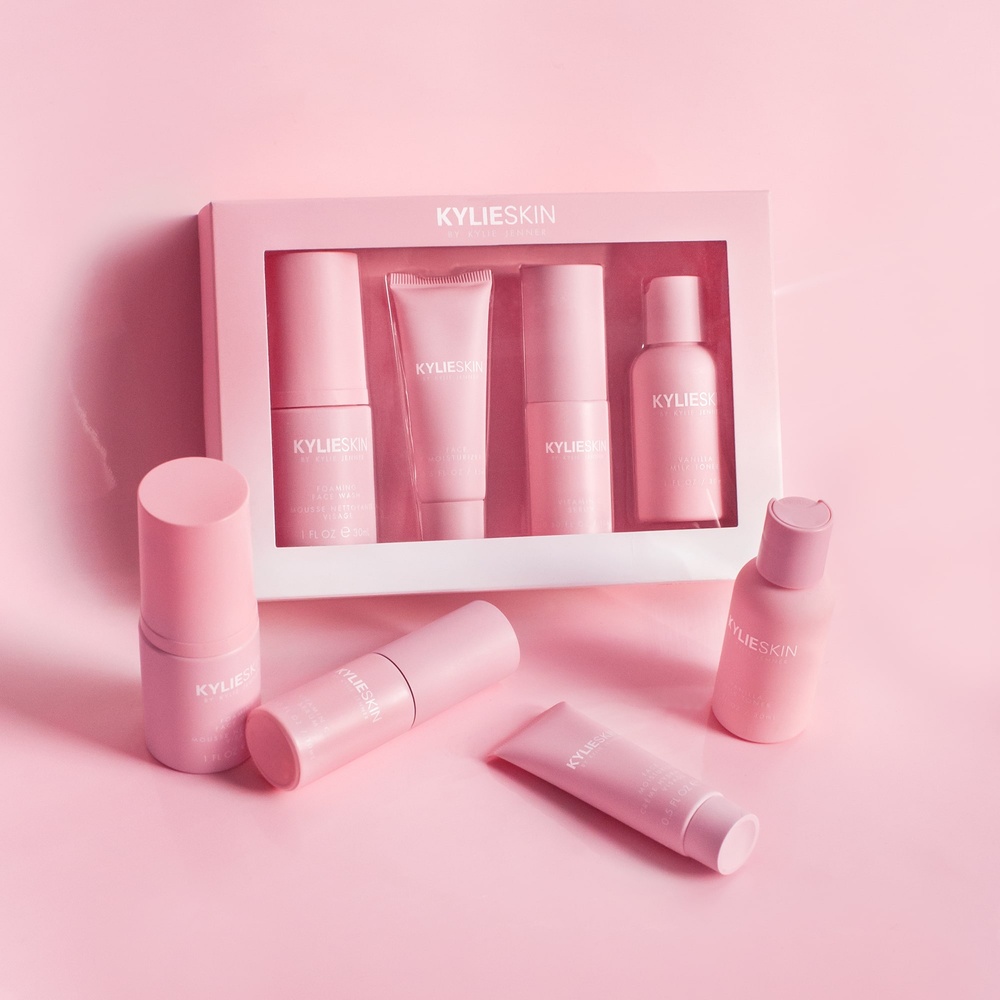 kylie by kylie jenner Kit Découverte 4 essentiels Visage Kit Découverte Visage