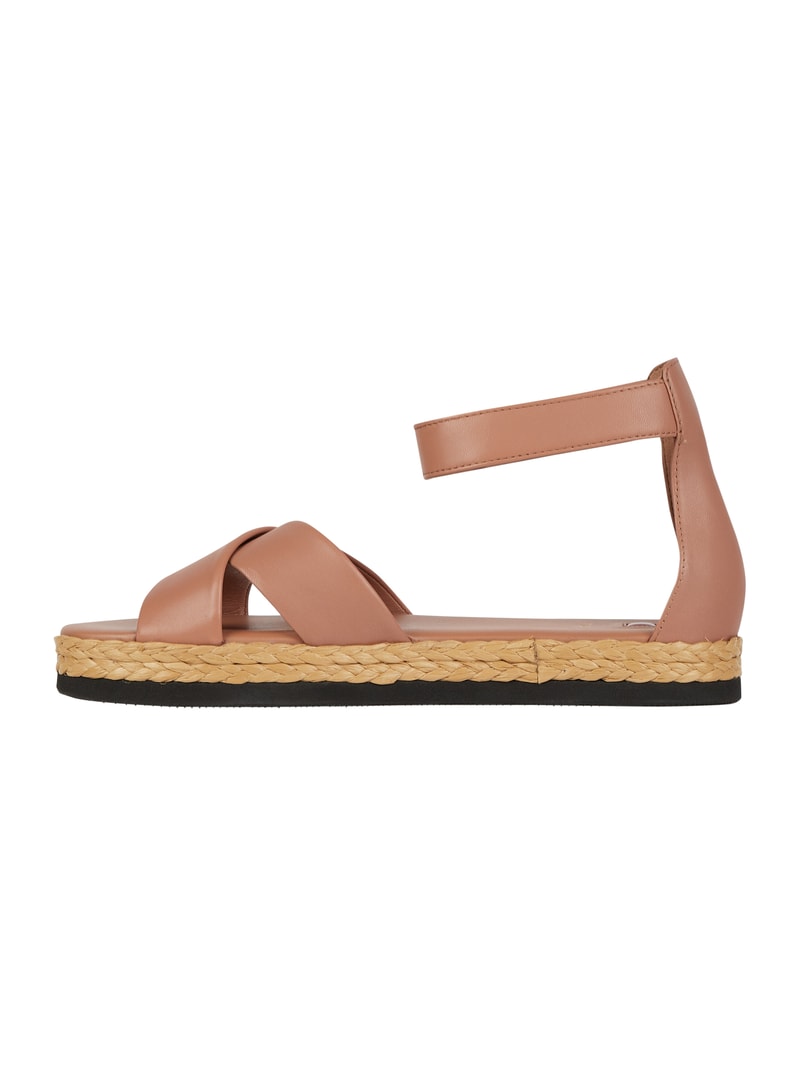 Sandalen aus Leder in camel