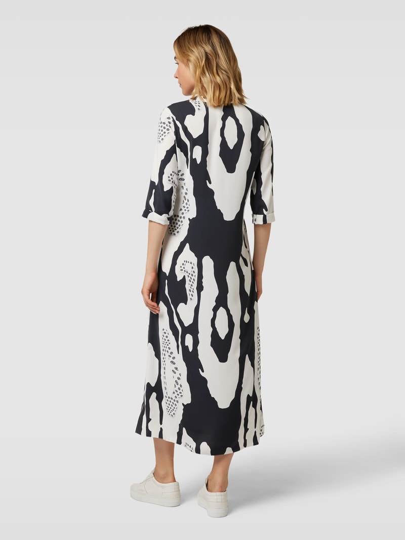 Maxikleid mit Allover-Muster in marineblau