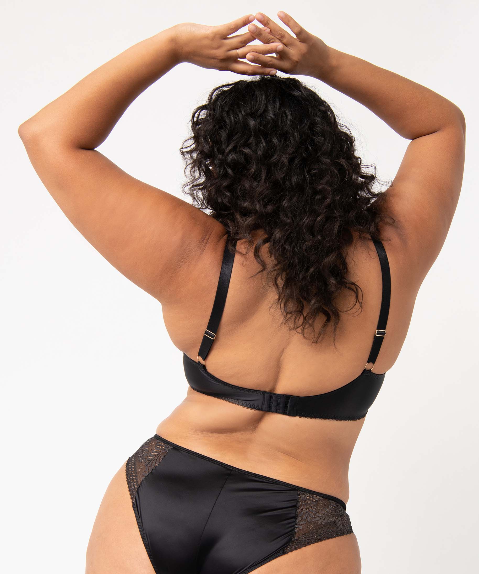 Soutien-gorge femme grande taille en dentelle pailletée multicolore | GEMO