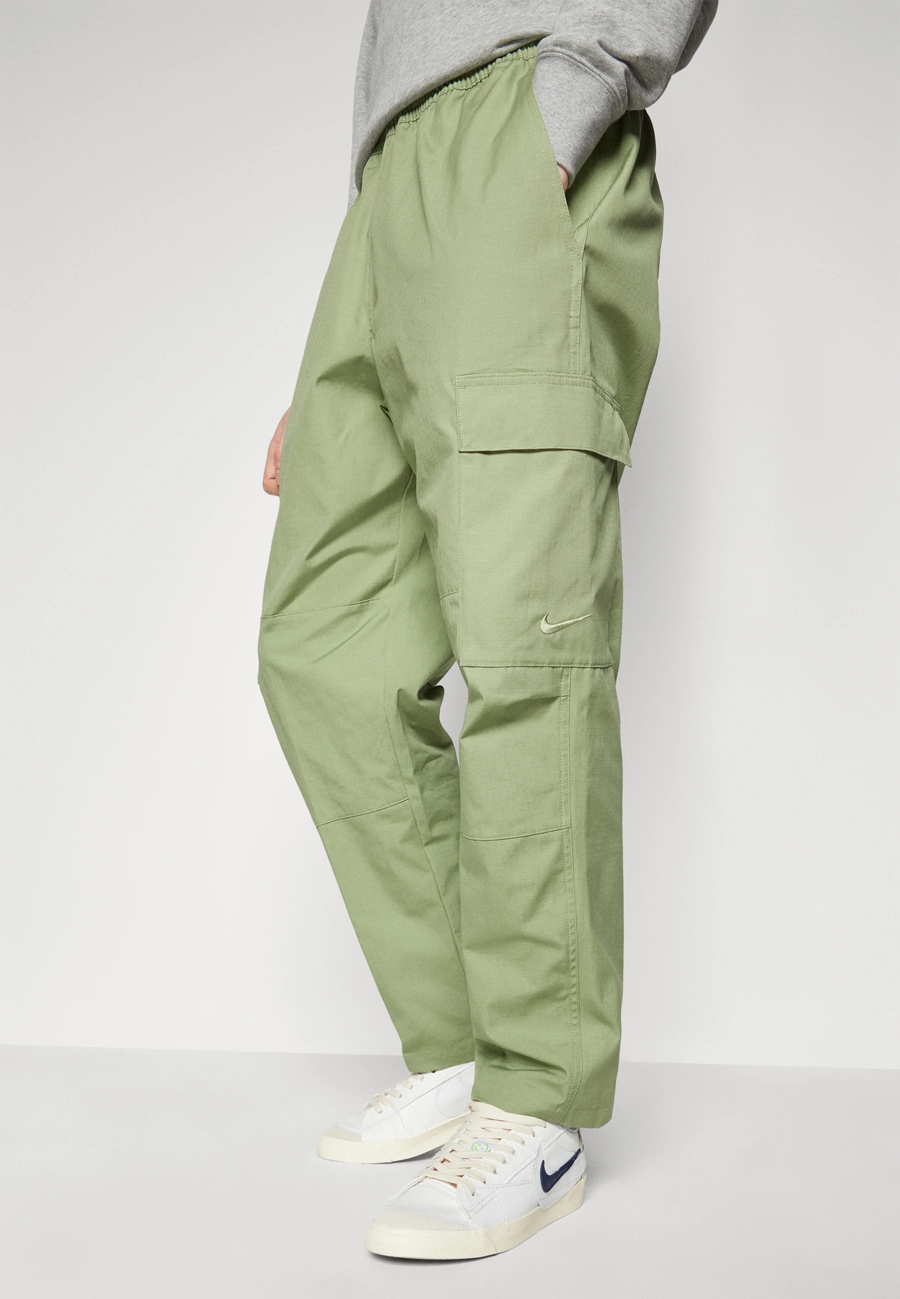 Nike Sportswear PANT - Pantalones cargo