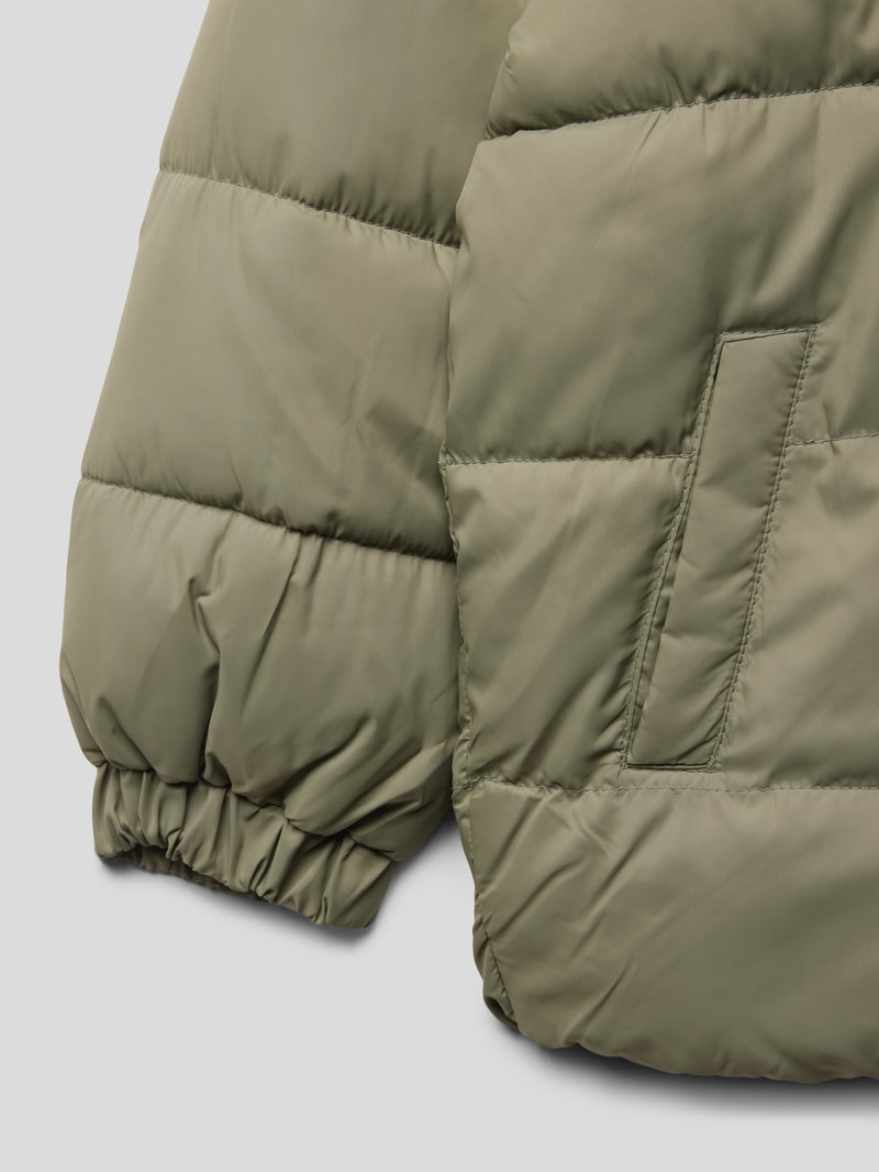 Steppjacke mit Kapuze Modell 'america' in schilf