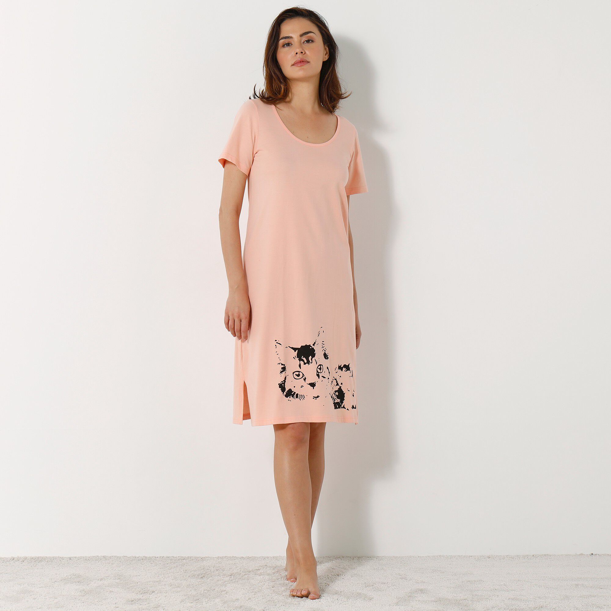 Chemise de nuit courte imprimé chat