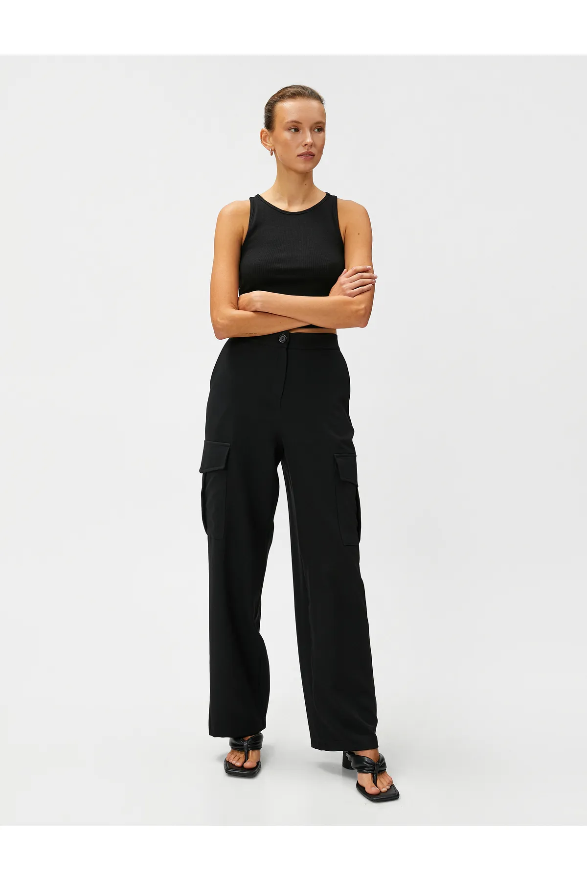 Koton  Cargo-Taschenhose mit geradem Bein und hoher Taille