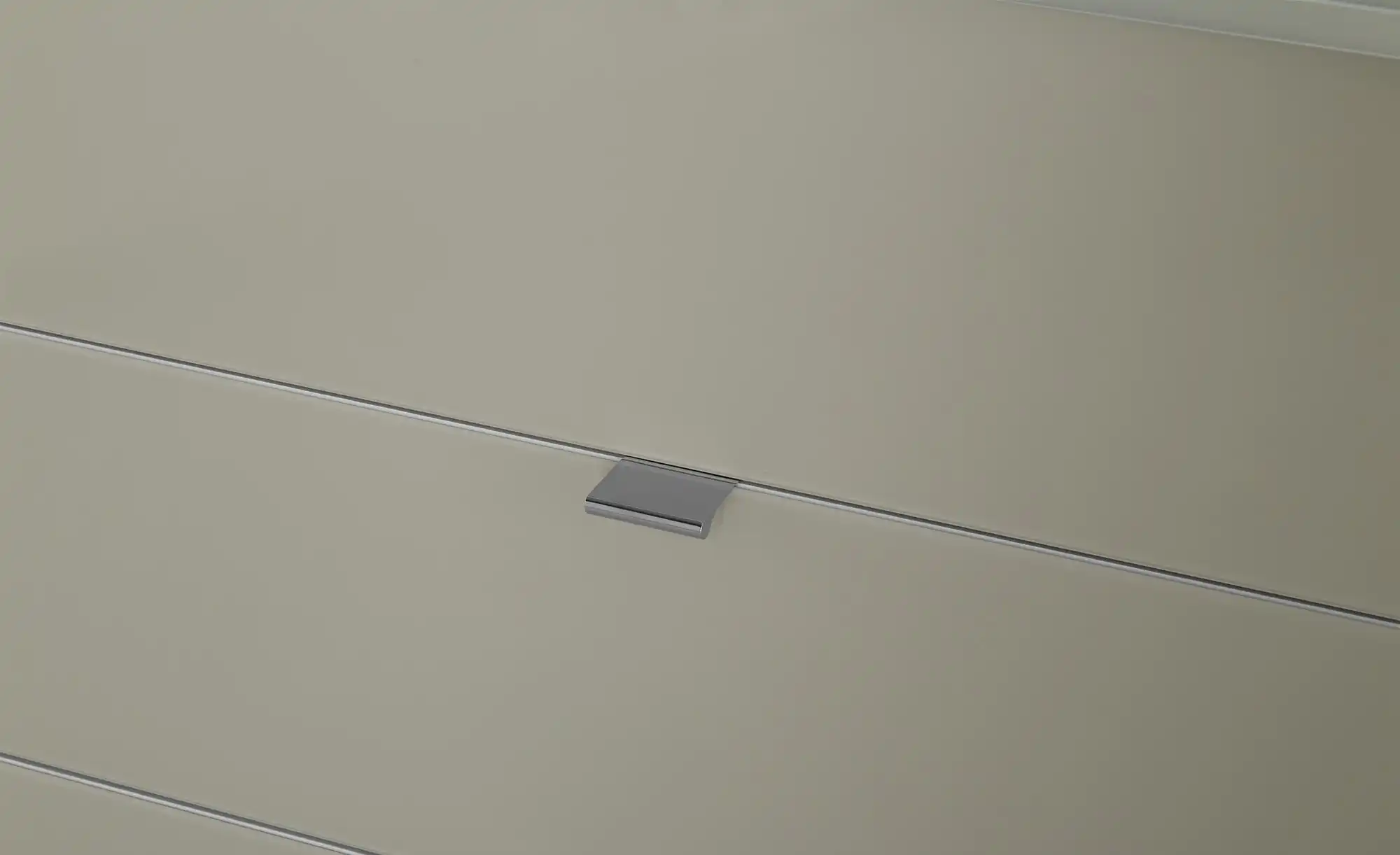 Drehtürenschrank