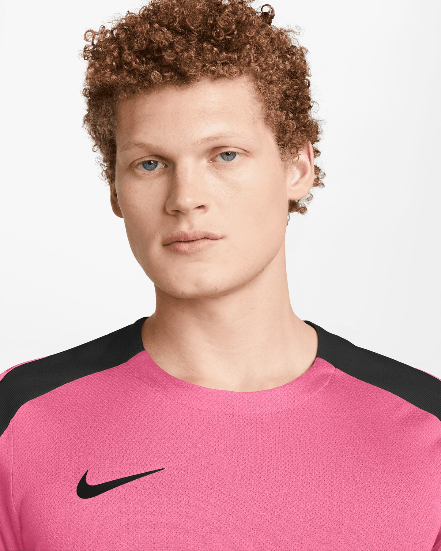 Futbalový dres Nike Dri Fit Strike M FN2399-628
