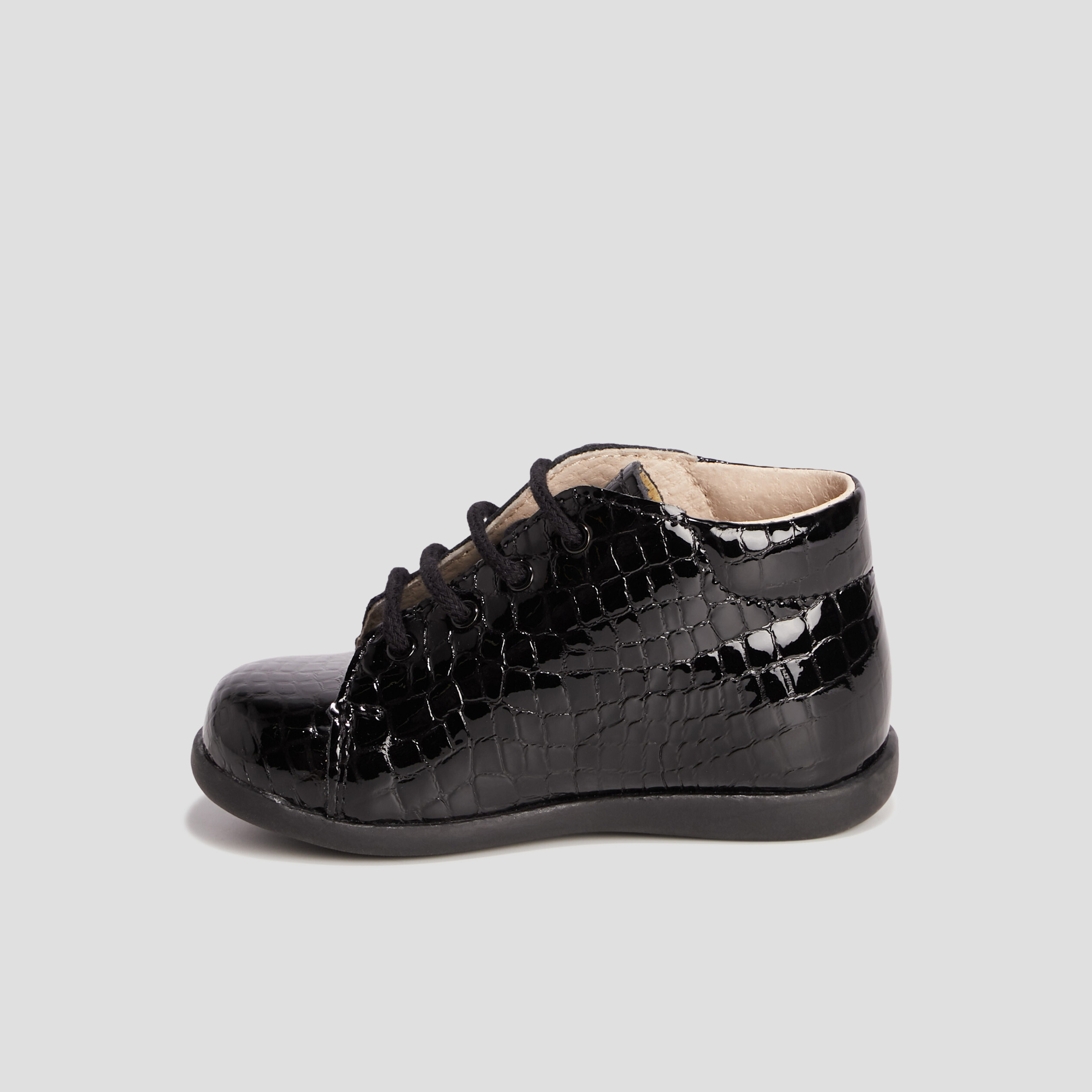Chaussures vernies en cuir noir bébé fille | La Halle