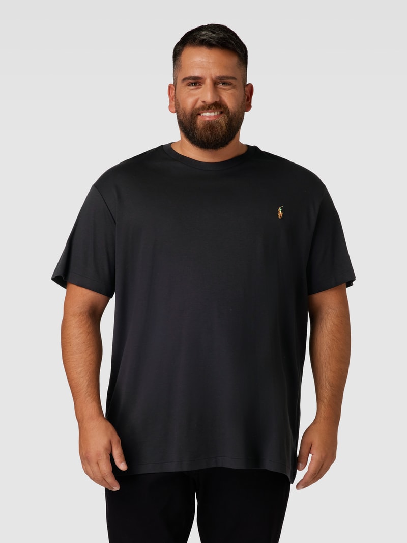 PLUS SIZE T-Shirt mit Label-Stitching in schwarz