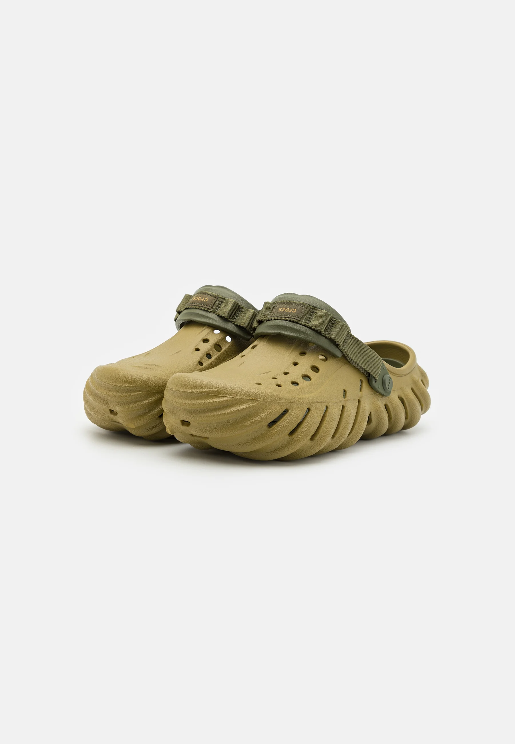 Crocs ECHO UNISEX - Pantuflas