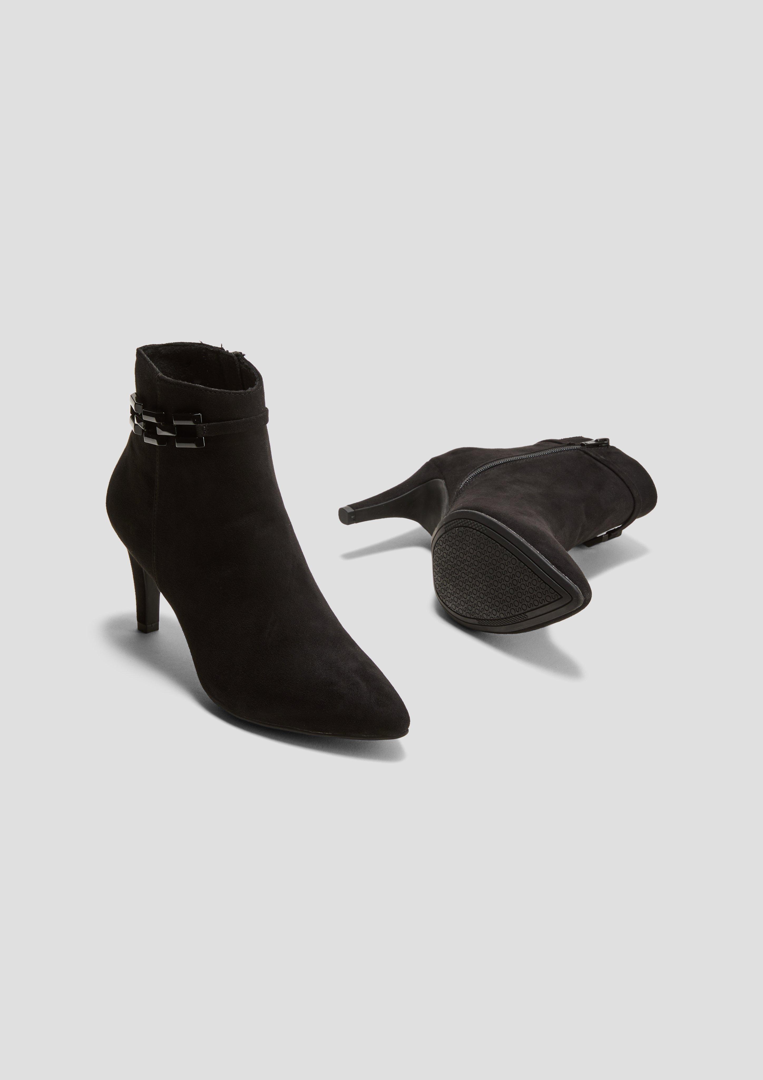Stiefel mit Schmuckdetail  6008289-001