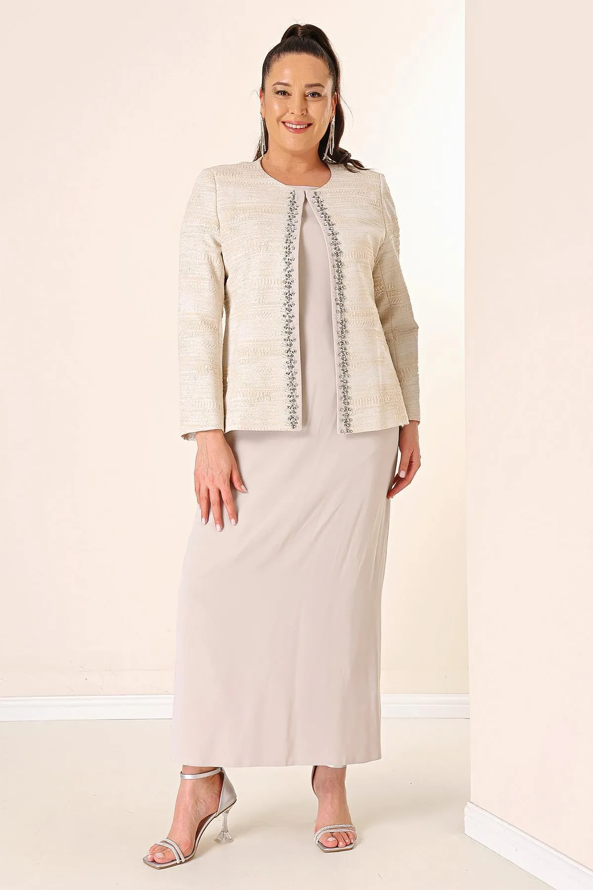 By Saygı  Ärmelloses langes Kleid aus Jacquard mit Steindetails, große Größe, gefüttert, 2-teiliges Set