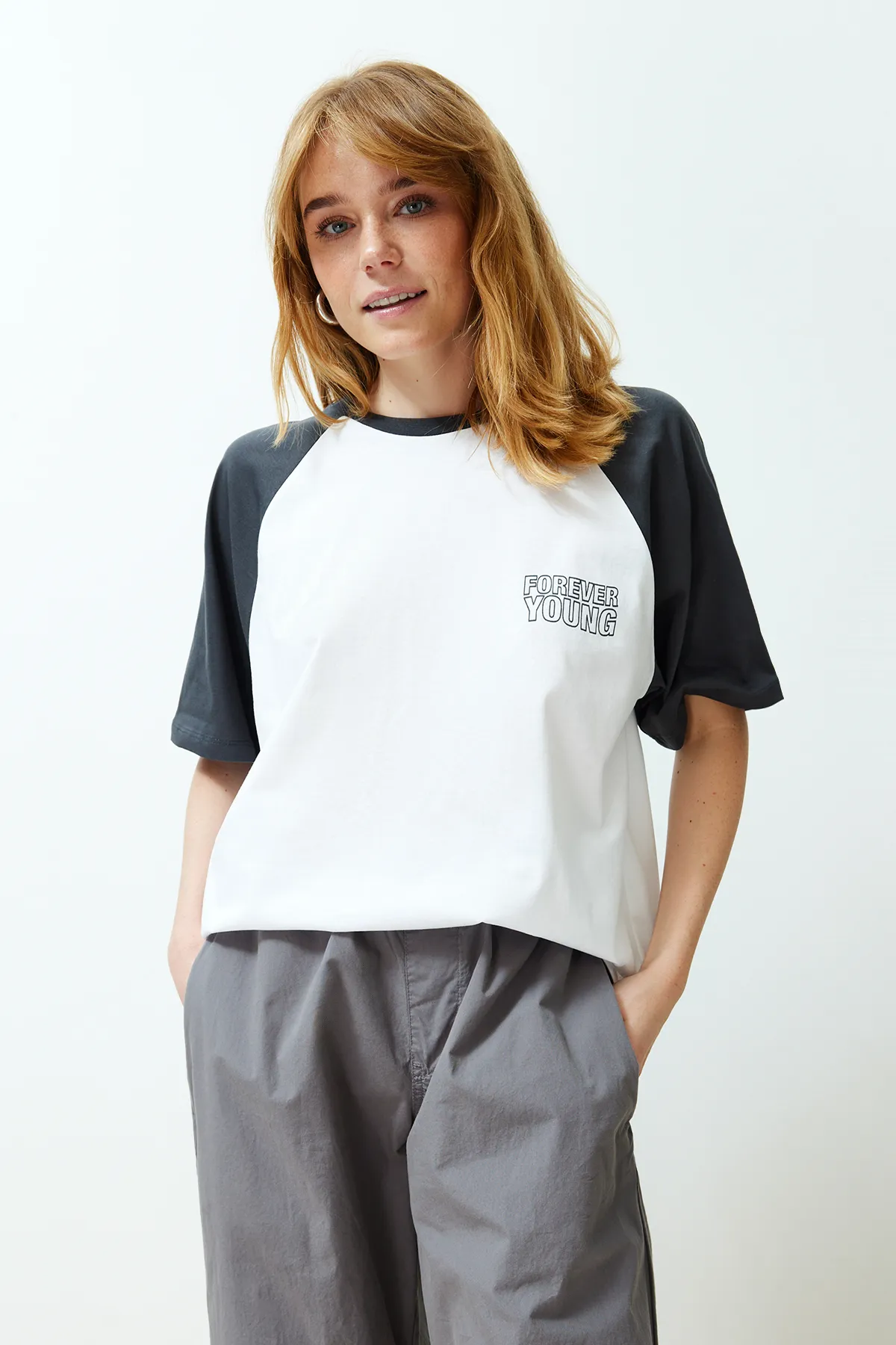 Trendyol Collection  T-Shirt - Weiß - Oversized