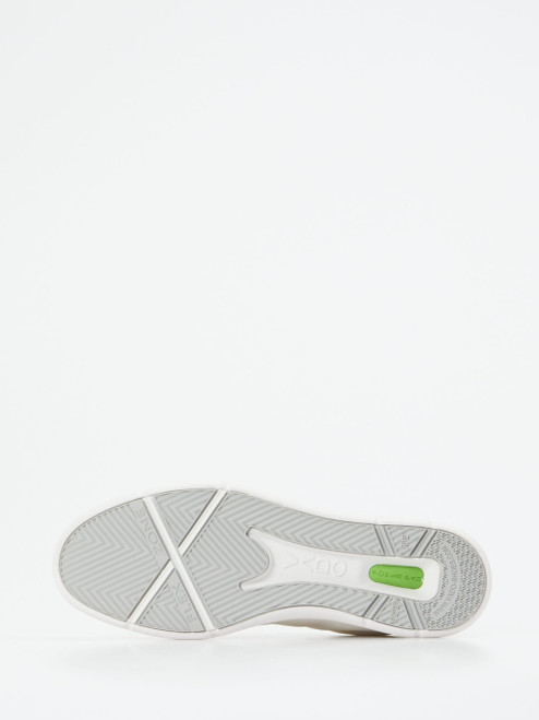 Sneaker-16637990294 Vado