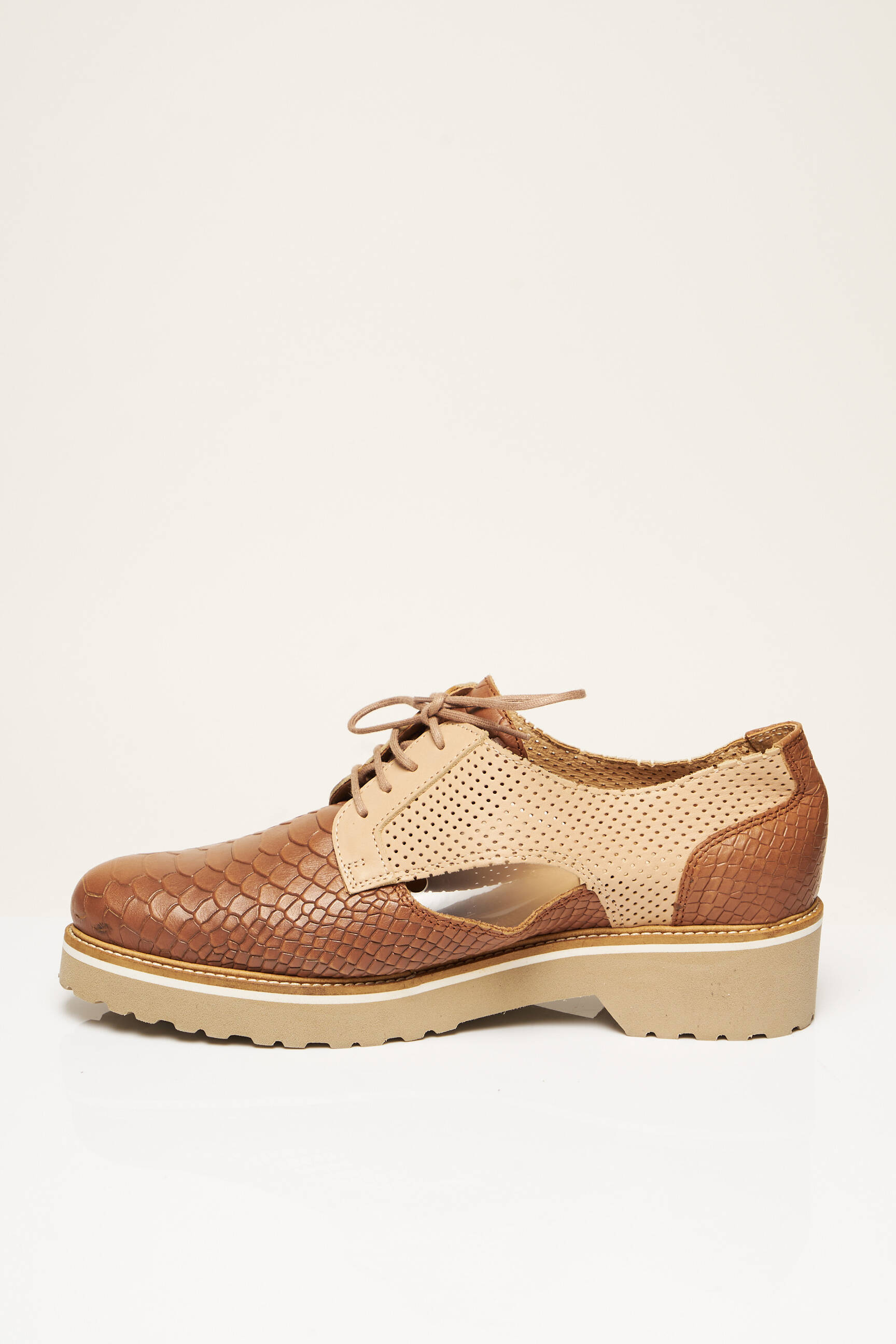 Paire Et Impaire Derby Femme couleur marron