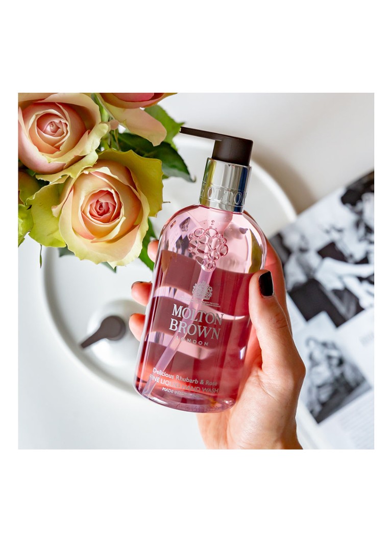 Molton Brown Delicious Rhubarb & Rose liquid hand soap 300 ml