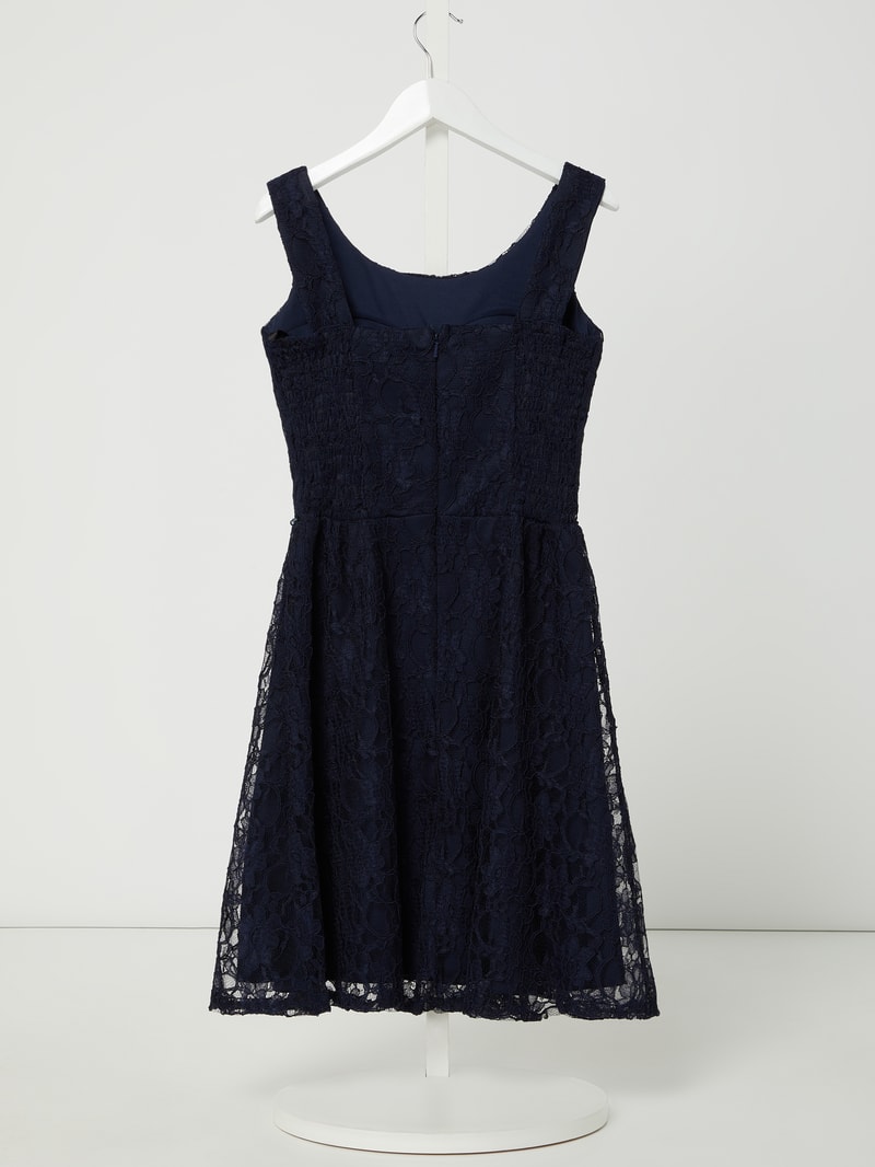 Kleid aus Spitze mit Zierperlen in marineblau