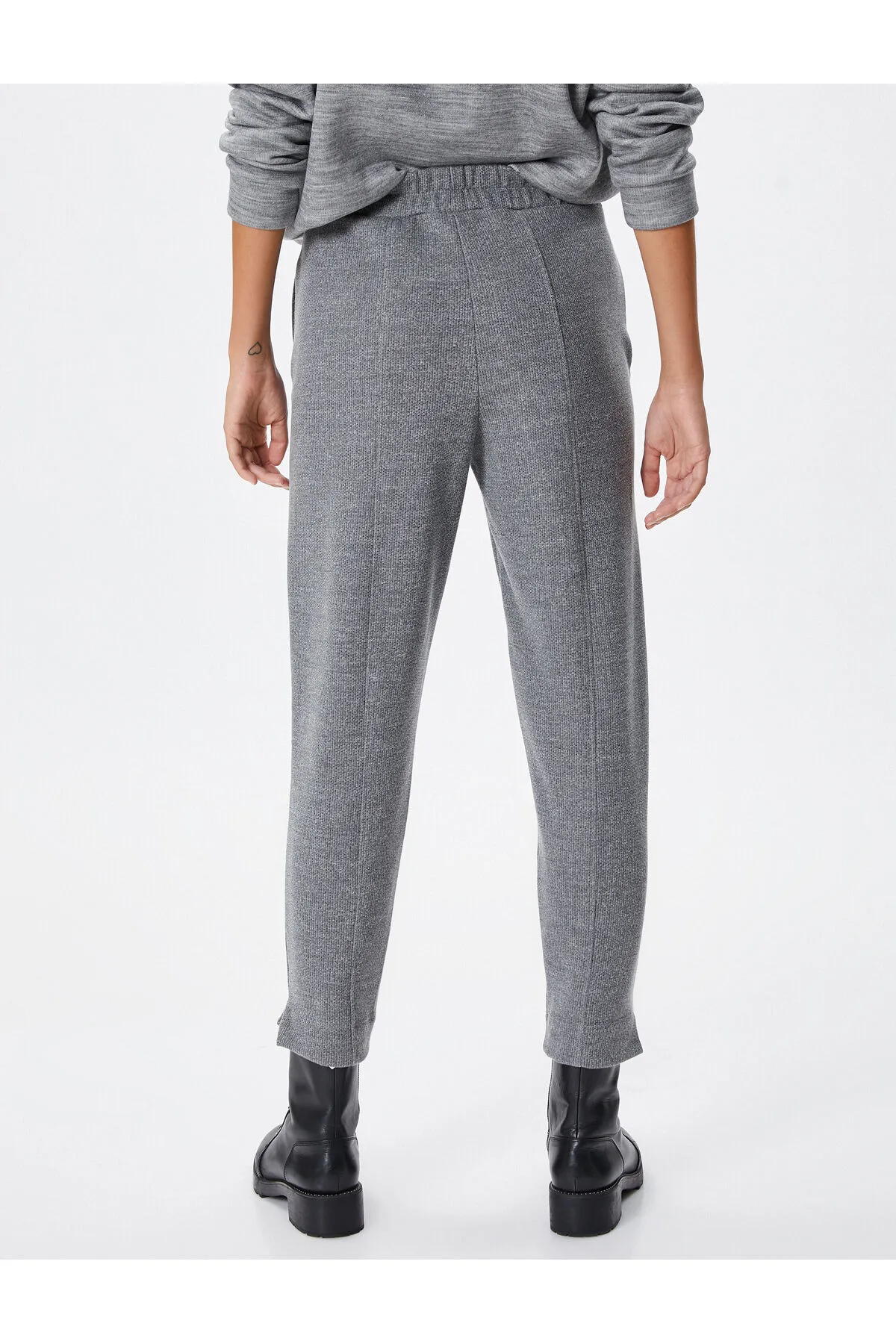 Koton  Jogger-Jogginghose mit elastischem Bund und gerippten Taschen