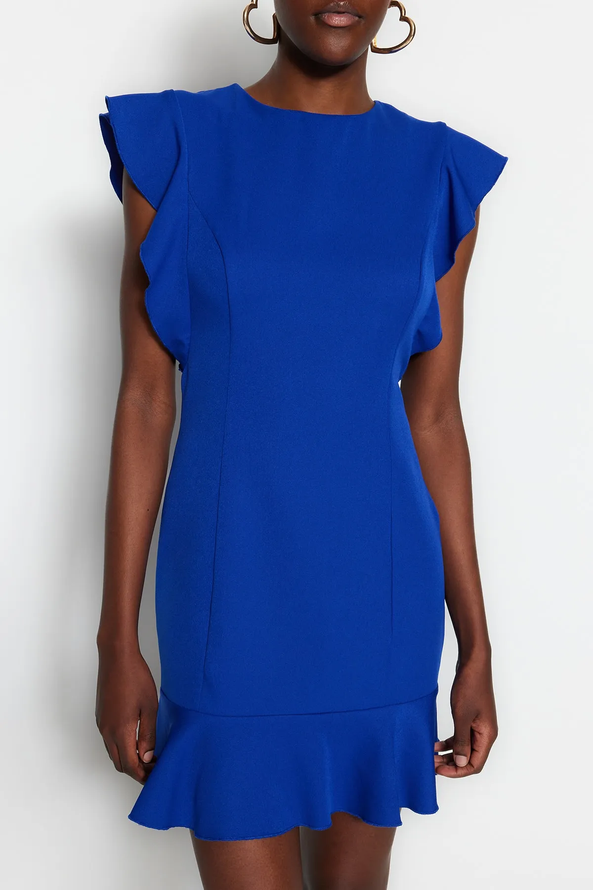 Trendyol Collection  Saks Rüschendetailliertes Webkleid TWOSS19XB0075