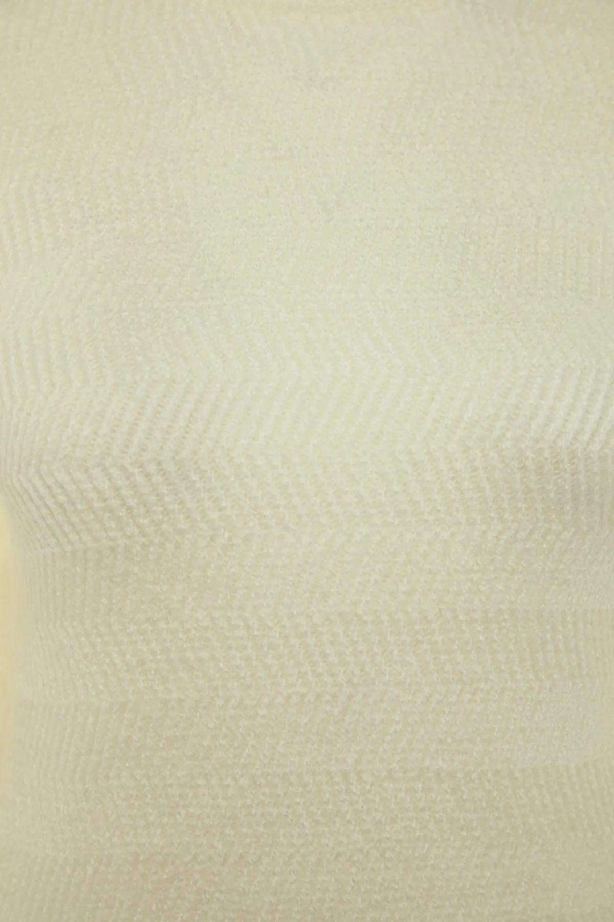 Trendyol Collection  Ecrufarbener, weich strukturierter Basic-Strickpullover TWOAW21KZ0204