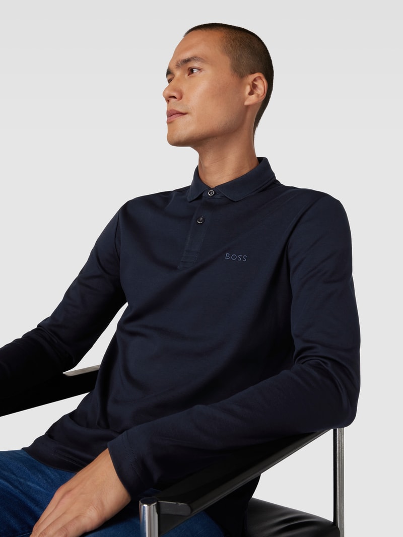 Poloshirt mit Label-Stitching Modell 'PIROL' in marineblau