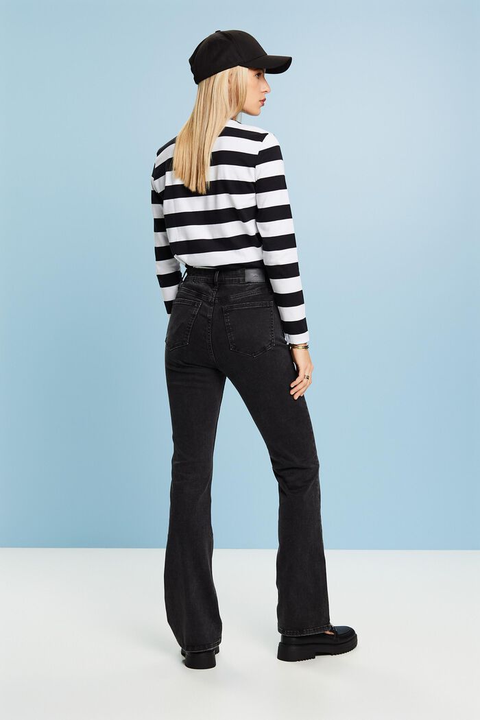 Bootcut-Jeans mit besonders hohem Bund
